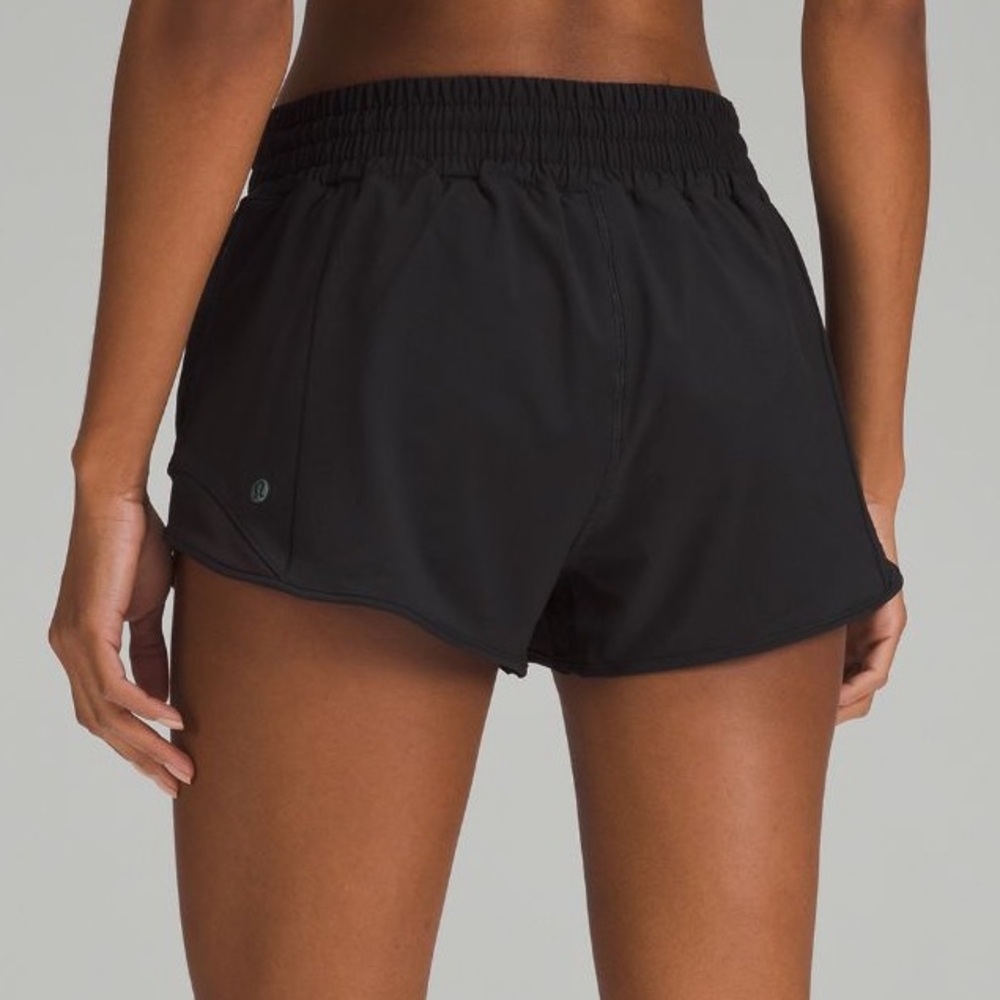 Lululemon Tracker 4” Short